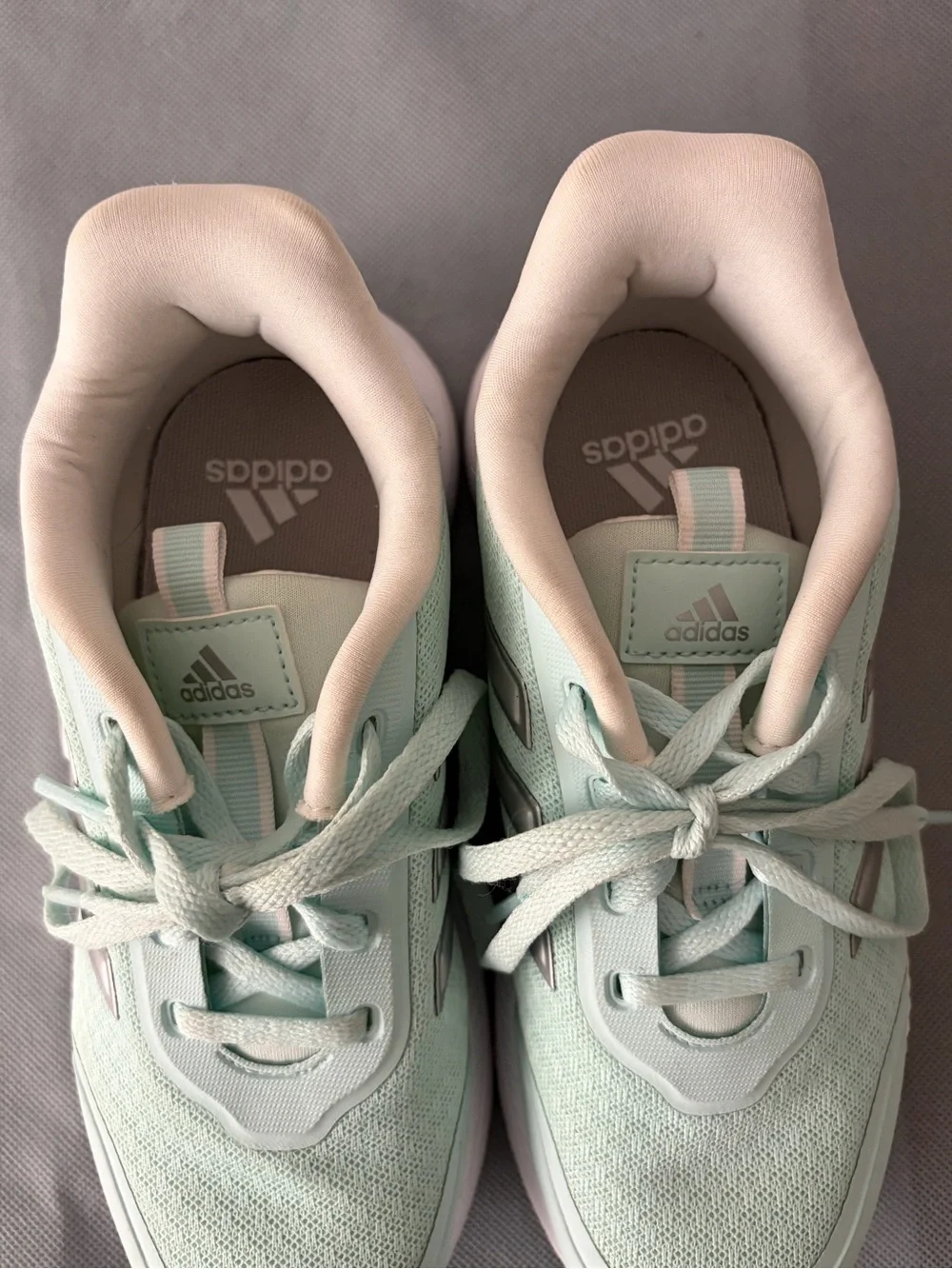 Adidas Cloudfoam Youth Size 1.5 Mint Green Sneakers Excellent Condition(B173)